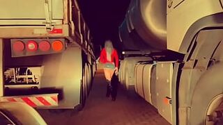 NAUGHTY TRUCKER FUCKING HOT BITCH https://instagram.com/vivi.sexydoll https://twitter.com/vivisexydoll