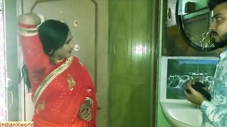 Hot bhabhi ko chudai pani nikal diya! Hindi webserise sex