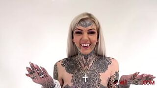 Tattooed Amber Luke rides the tremor for the first time