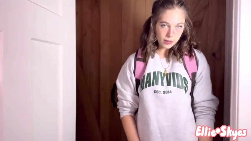 Ellie Skyes – The Cheerleader: Daddy x Daughter Movie