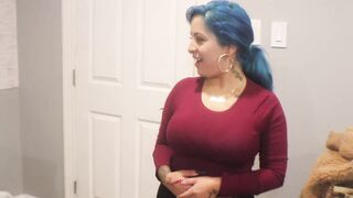 Door Dash delivery girl gets a HUGE tip !!! Sly Diggler