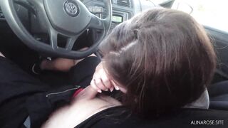 Teen blowjob in the car - Cum mouth