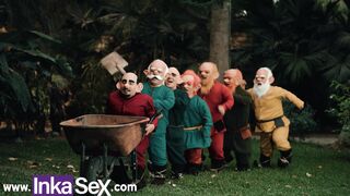 Snow White gets lost in the forest and gets fucked by the 7 dwarfs