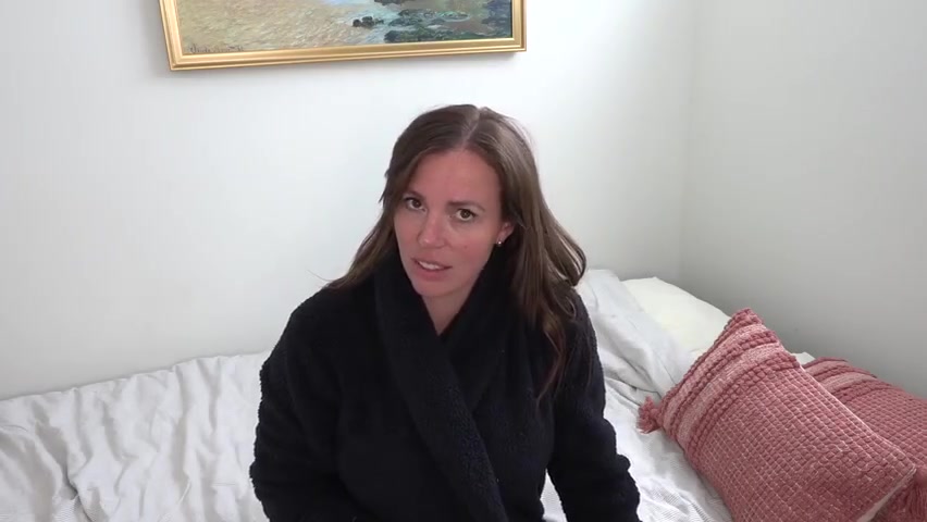 Yogabella - Desperate to Fuck My Boy