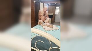 The blonde wants a man on top of her, preferably one who makes her orgasm deliciously.