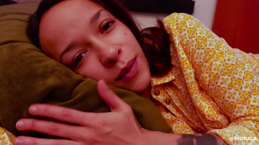 Sin Snack – Sexual morning with your mature step-mother