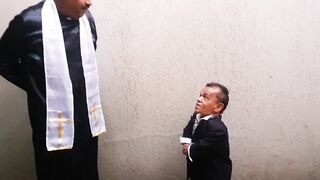 Paty Bumbum's wedding and honeymoon with Zezinho Teves, the most famous dwarf in Brazil.