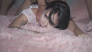 petite prepaid girl shows me what she can do in an hour