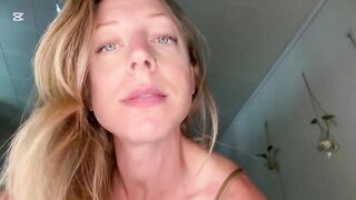 JodisLips - M O M fulfilling my spitting fantasies